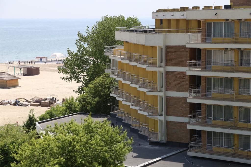 Hotel Orfeu Mamaia Buitenkant foto